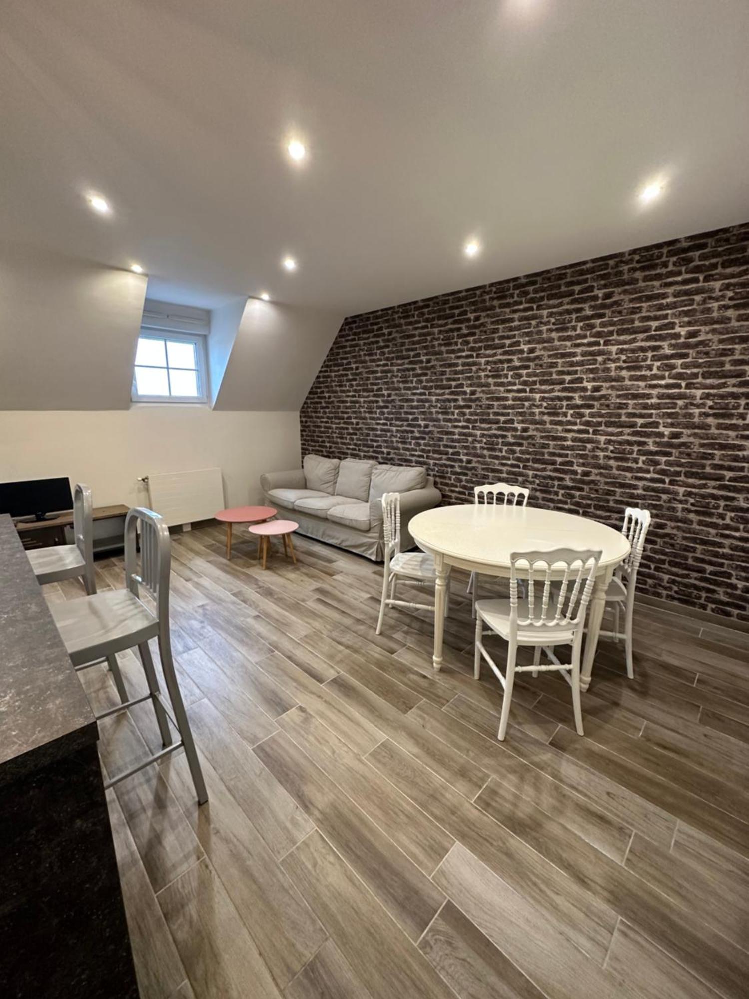 Appartement A Beaune Avec Parking Beaune (Cote d'Or) Exterior foto